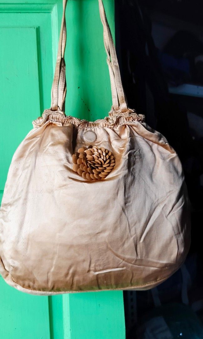 Nine west top messenger bags