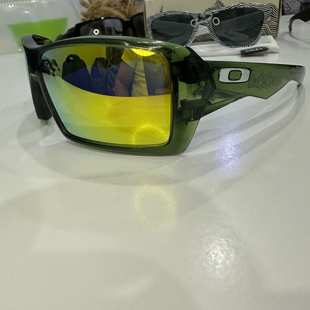 Oakley Eyepatch Transparent Green Men s Fashion Watches