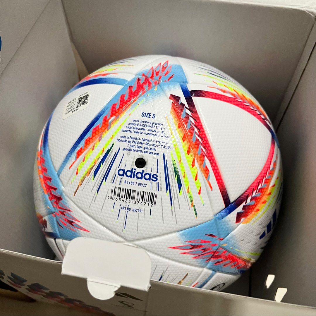 Original Al Rihla Al Hilm FIFA World Cup League Ball, Sports Equipment