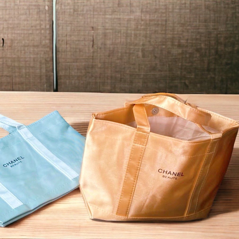 Original Chanel Beaute VIP Gift GWP Silk Satin Tote bag, Women's ...