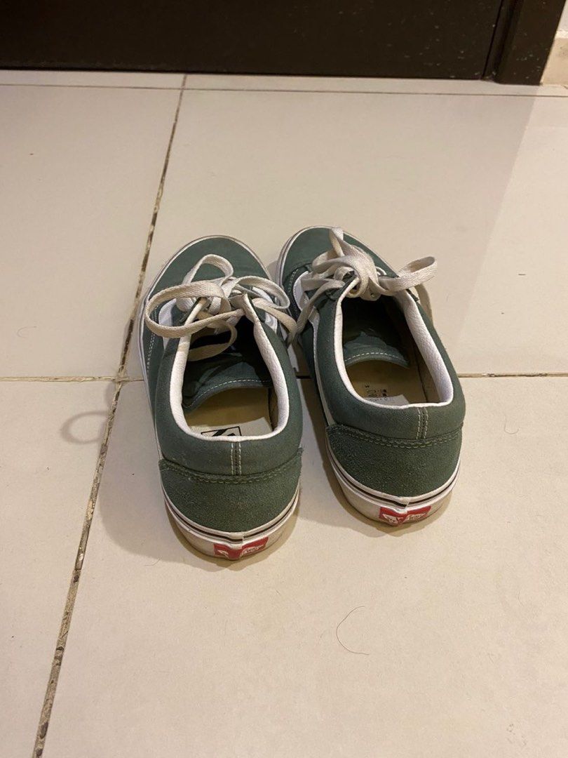 Olive green deals vans womens