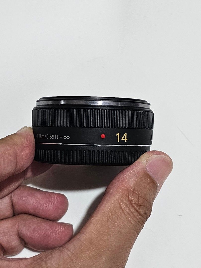 Panasonic 14mm f2.5, Photography, Lens & Kits on Carousell