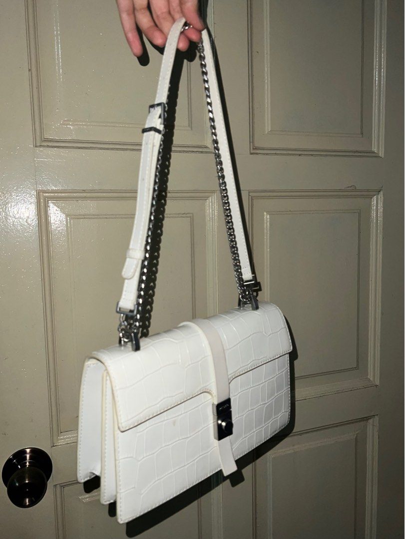 White croc store effect shoulder bag