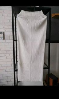 (Category: ) located in . Submitted by thprelovedshop (Listing ID 1246602144, Image 1). Description: .