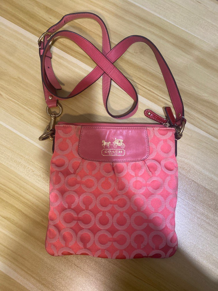 Pink coach monogram new arrivals purse