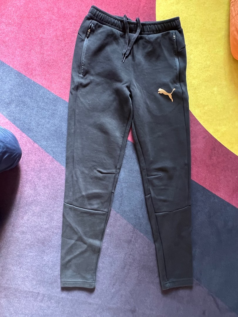 Puma Xs, Men's Fashion, Activewear on Carousell