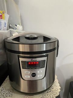 Rice cooker + dispenser galon bawah