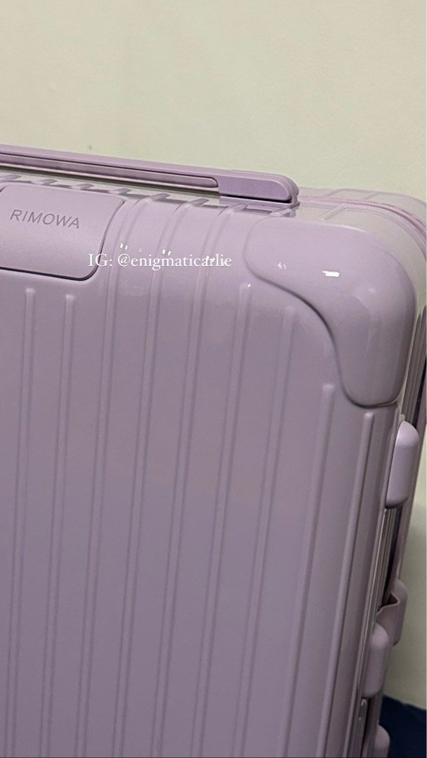 RIMOWA ESSENTIAL RIMOWA Essential Cabin Petal Pink 36L - Limited Edition