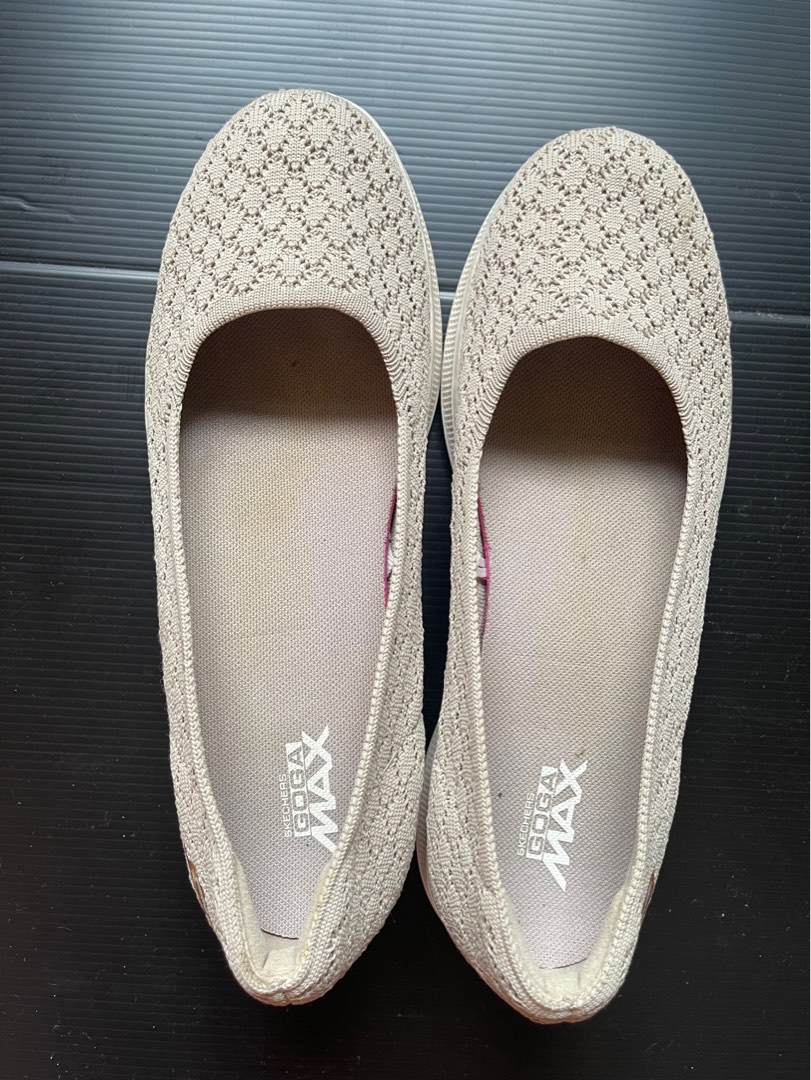 Skechers goga max ballerina hot sale