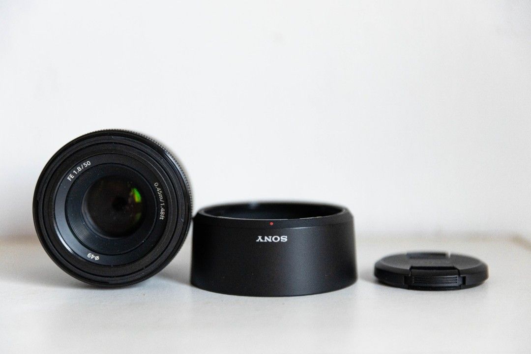 Sony 50mm 1.8, Photography, Lens & Kits on Carousell