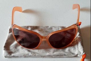(Category: ) located in . Submitted by thriftnitata (Listing ID 1246630807, Image 1). Description: .