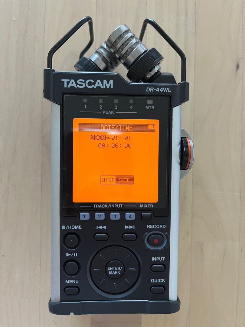 美品 tascam DR-44WL - 配信機器・PA機器・レコーディング機器