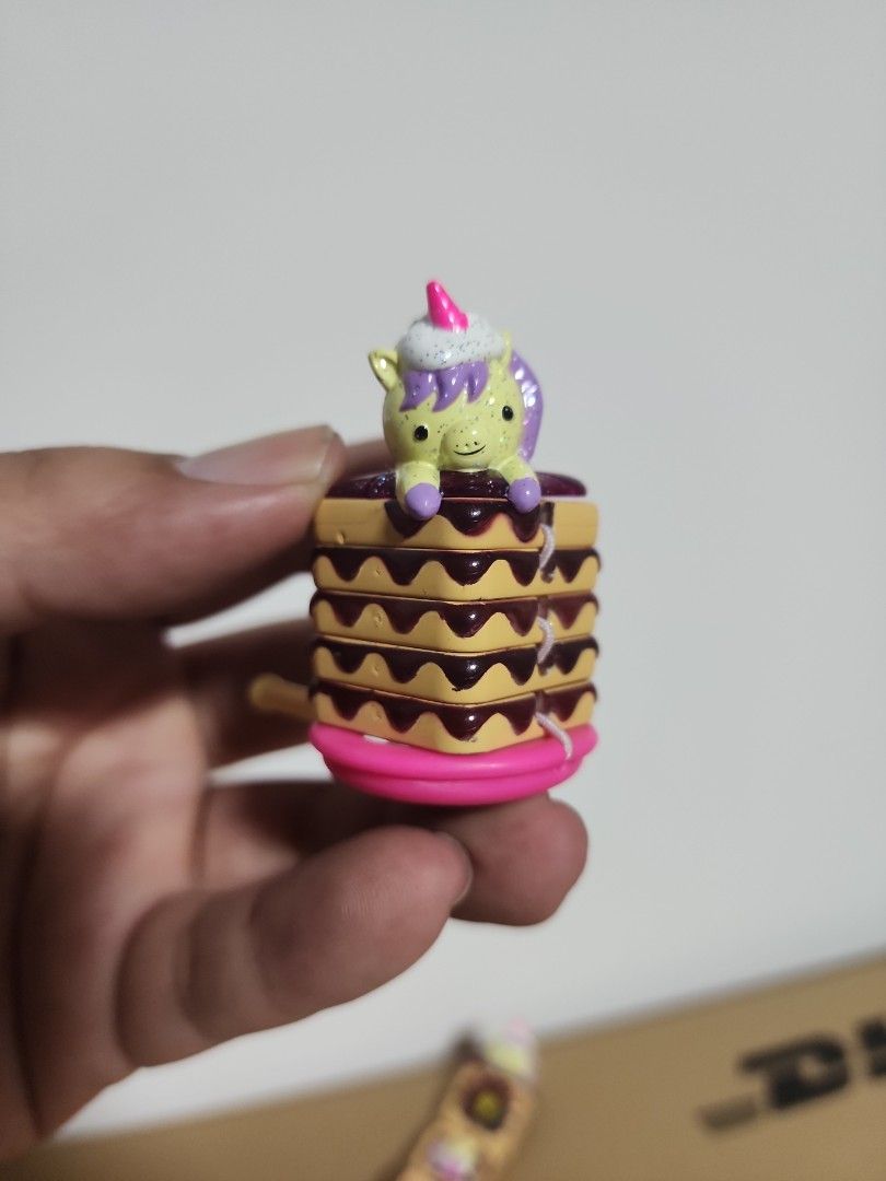 Twisty Petz Treatz Bracelet Cute for Kids and Adult, Hobbies & Toys