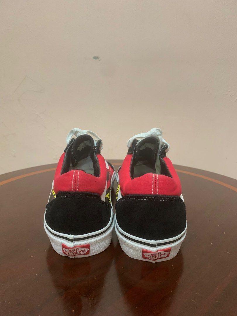UK 9.5 Vans Old Skool X Ferrari Customs Vans Authentic