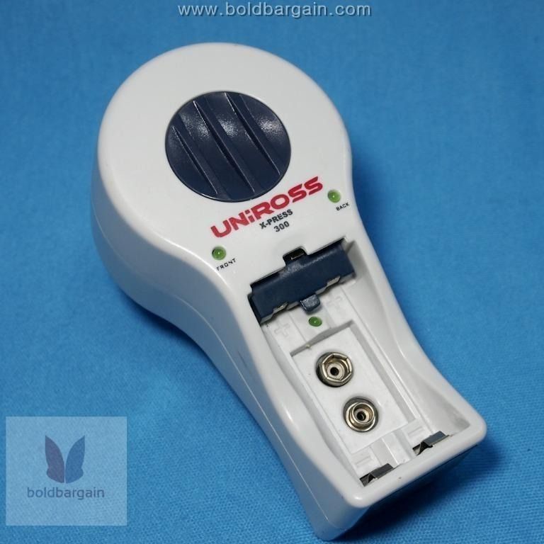 UNIROSS XPress 300 4x AA 4x AAA and 1x 9V Battery Charger 320mA for AA
