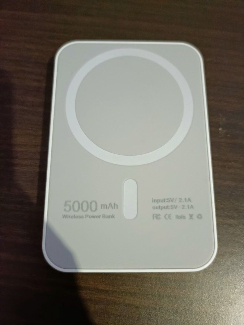 Wireless MagSafe power bank, Mobile Phones & Gadgets, Mobile & Gadget ...