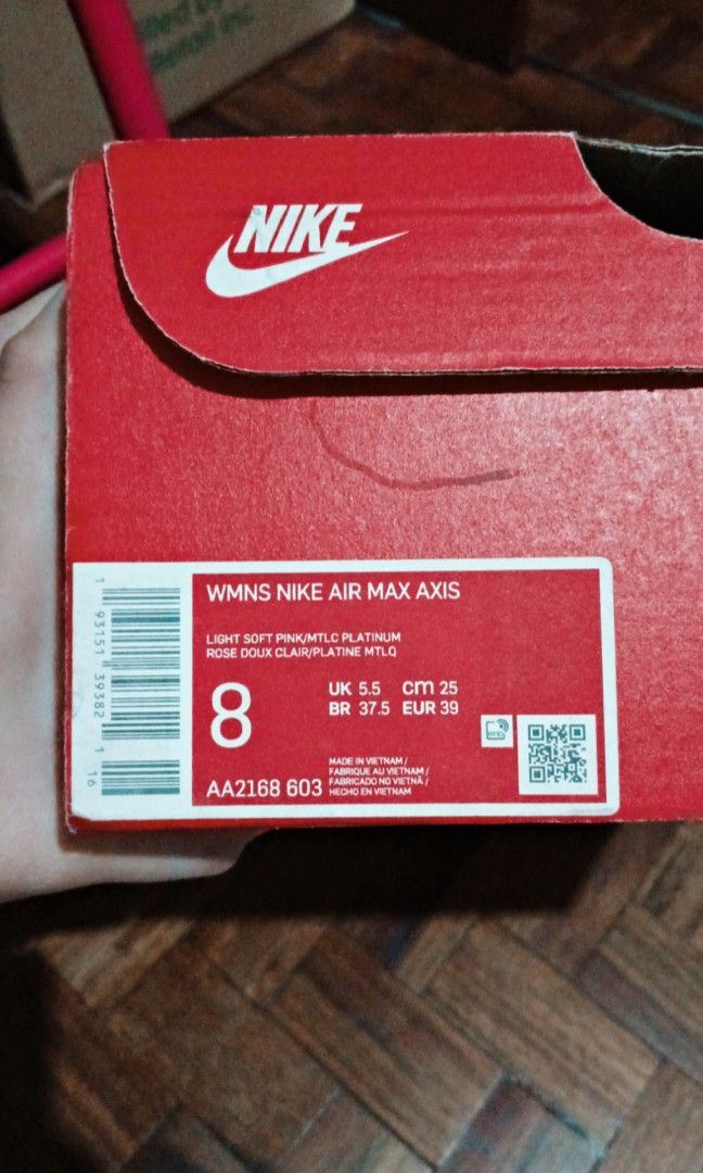 wmns air max axis
