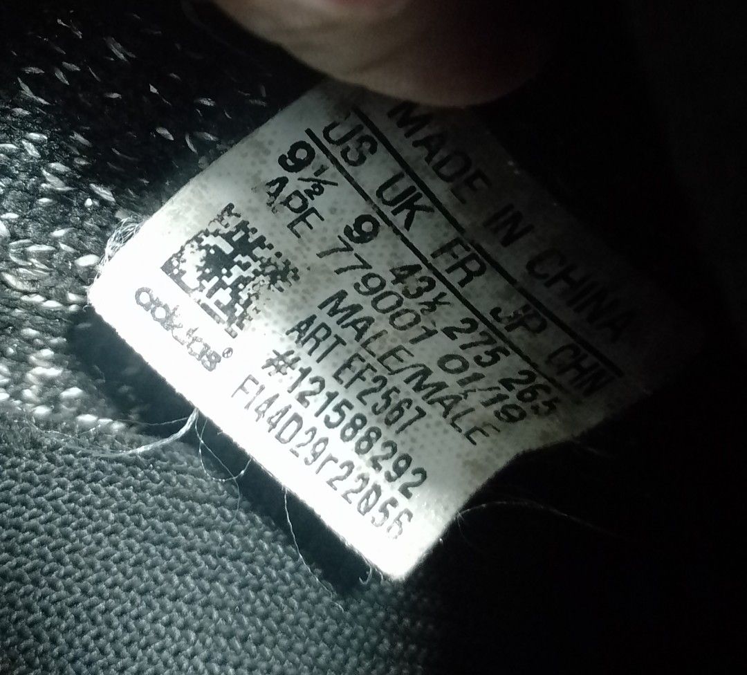 Yeezy Boost 350v2 Reflective Black