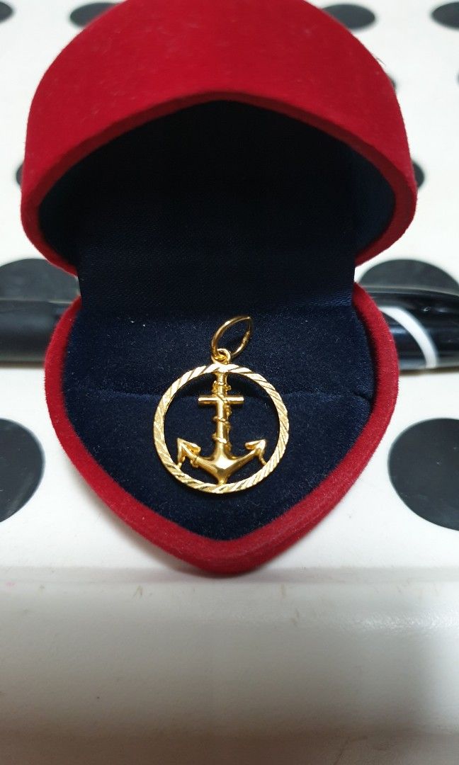 Gold navy clearance anchor pendant