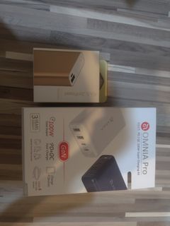 多功能插座+行動電源