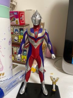 （分類：）位於 。 由 kitkit1234a 提交（商品編號 1250135271，圖片 1）。簡介： 。