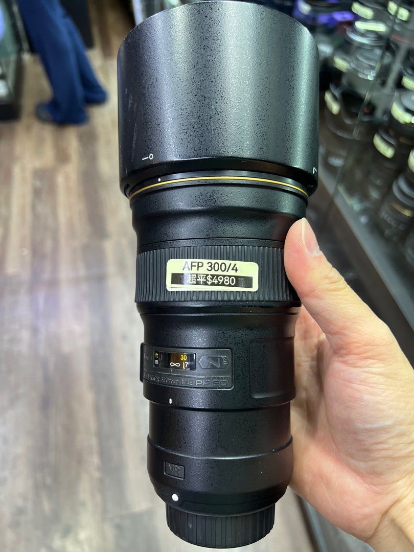 快閃NIKON AFS 300MM F4 PF 新款鏡超輕超平, 攝影器材, 鏡頭及裝備