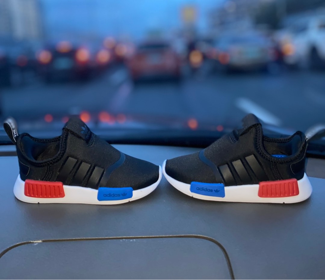 Boys adidas top shoes nmd