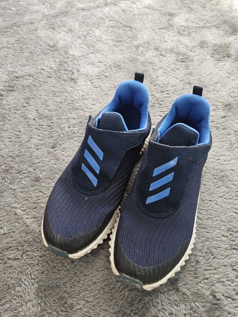 ADIDAS sneakers for boys size UK3
