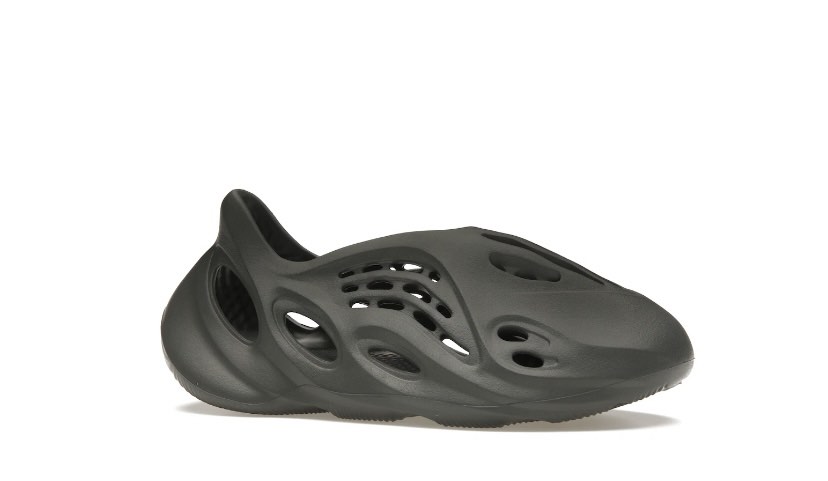 adidas Yeezy Foam Runner Carbon US/UK10, Men's Fashion, Footwear ...