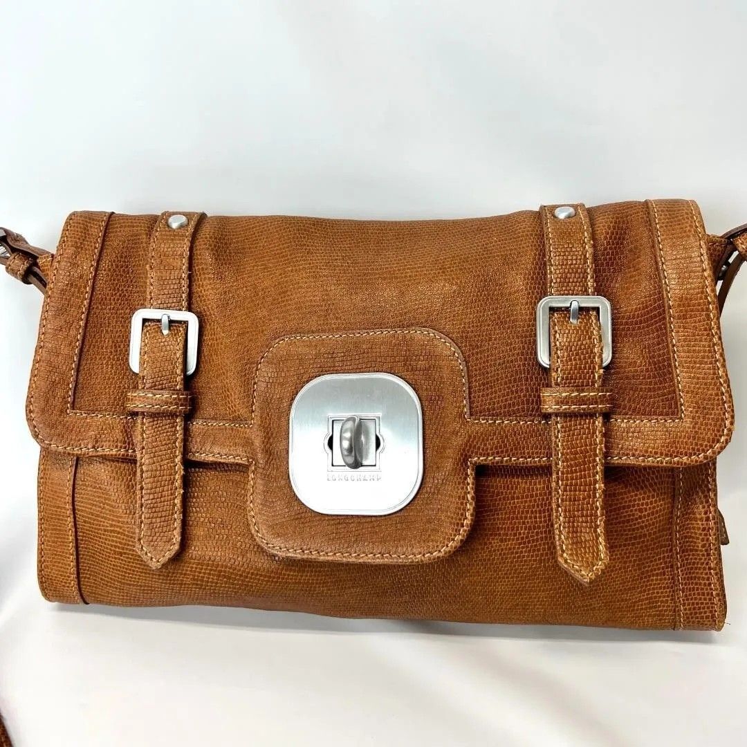 Orig/Legit Longchamp Hobo Crossbody Bag, Luxury, Bags & Wallets on Carousell