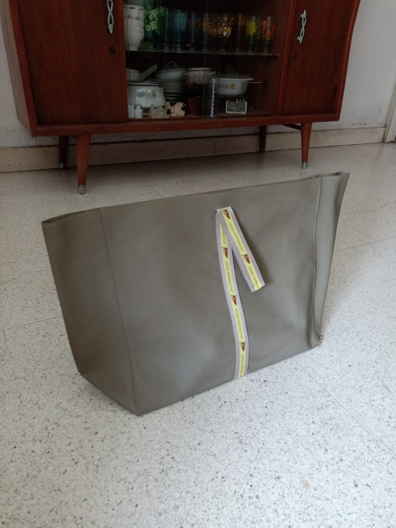 Louis Vuitton Louis Vuitton LV Cup Gray Waterproof Large Tote Bag 
