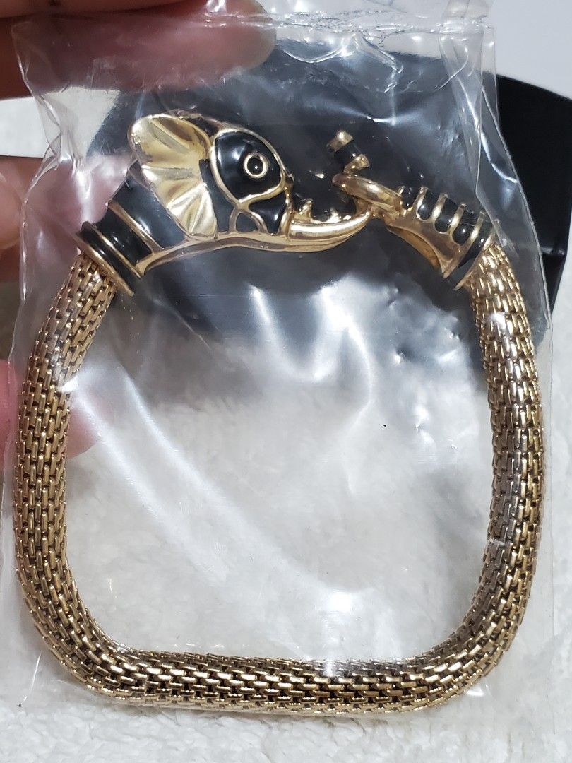 Sale AVON Fancy Animal Syretch Bracelet Elephant Women s