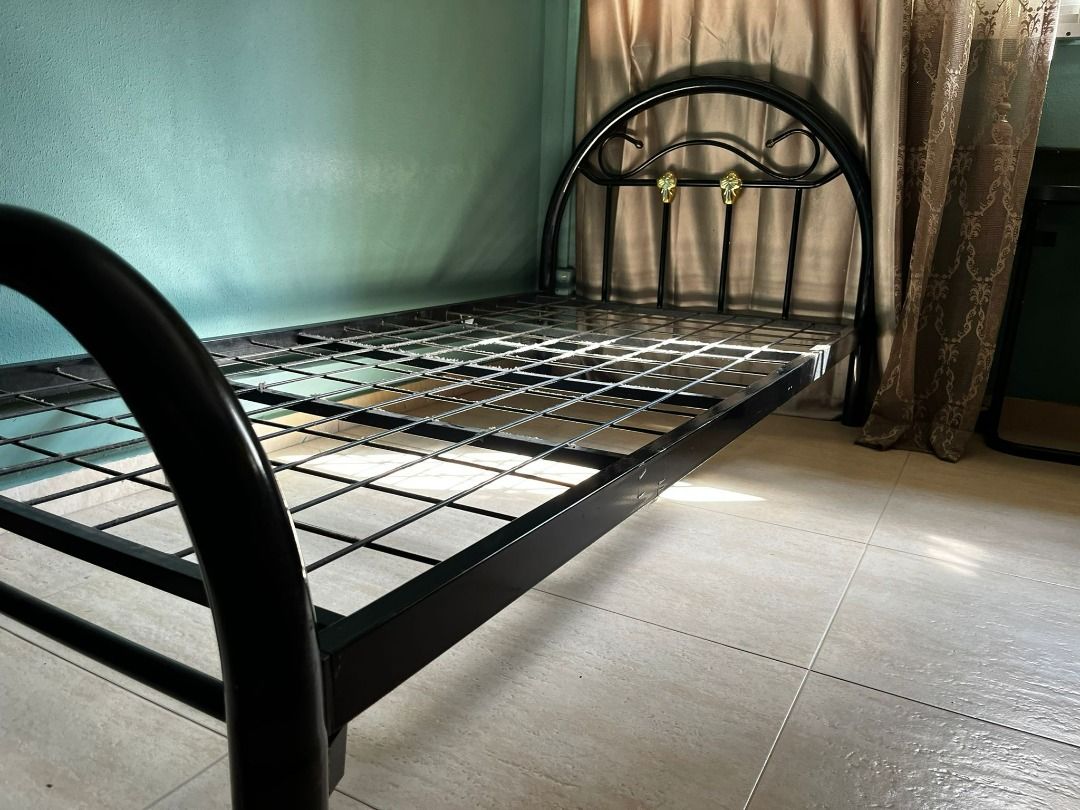 Bed Cot frame No mattress