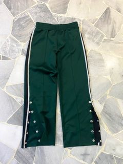 (Category: ) located in . Submitted by affordableapparel (Listing ID 1250121779, Image 1). Description: .