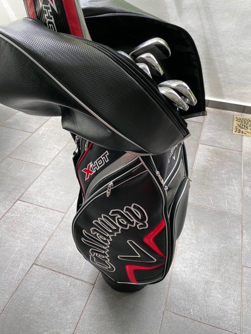 Callaway xhot set. Includes pristine golf bag with full set of clubs