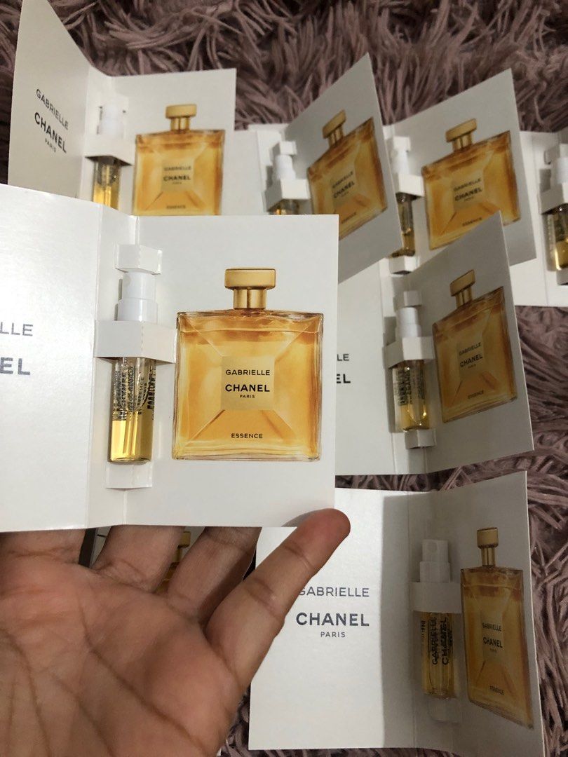 Chanel gabrielle essence gift set 2025