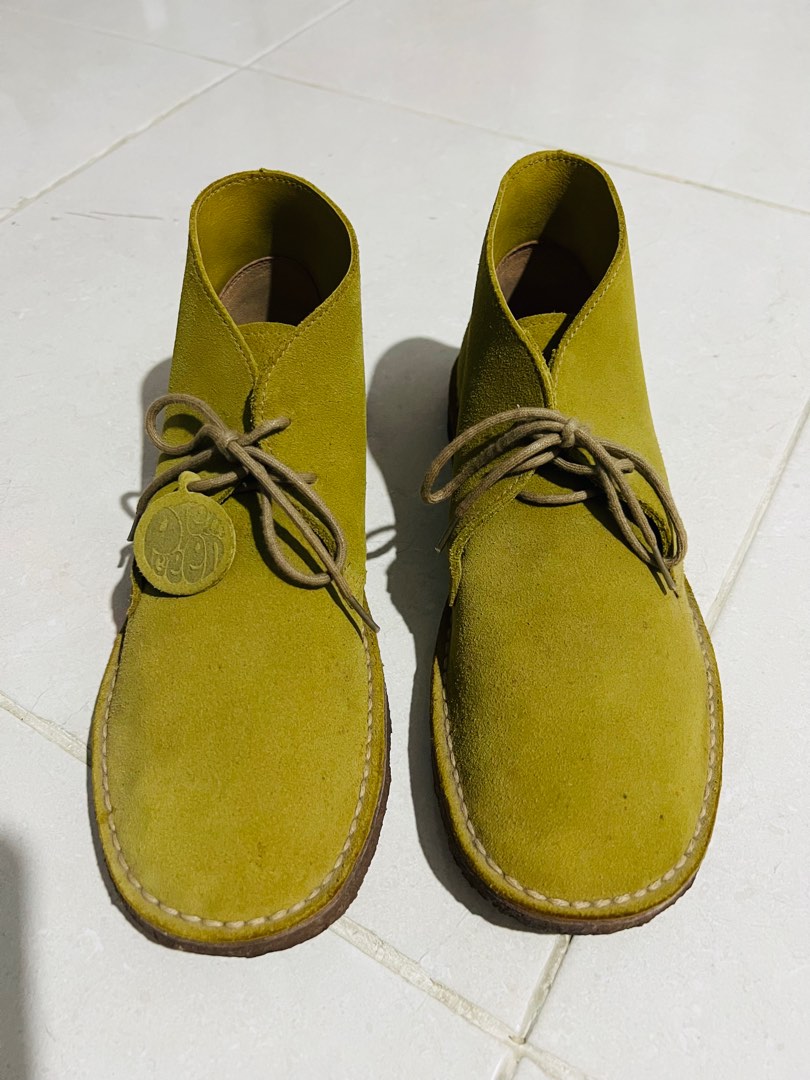 Pretty sales green clarks