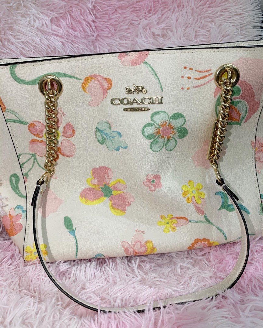 Coach Cammoe Chain Tote with Dreamy Land Floral Print, Luxury, Bags ...