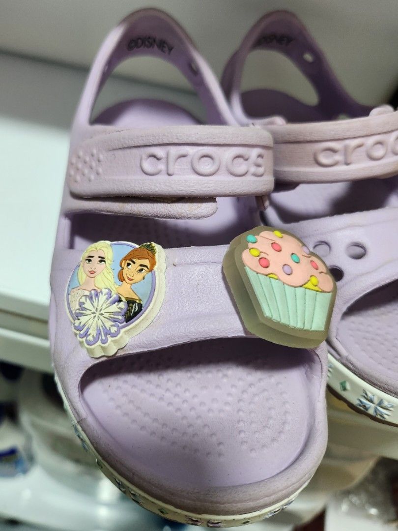 Frozen crocs sandals outlet