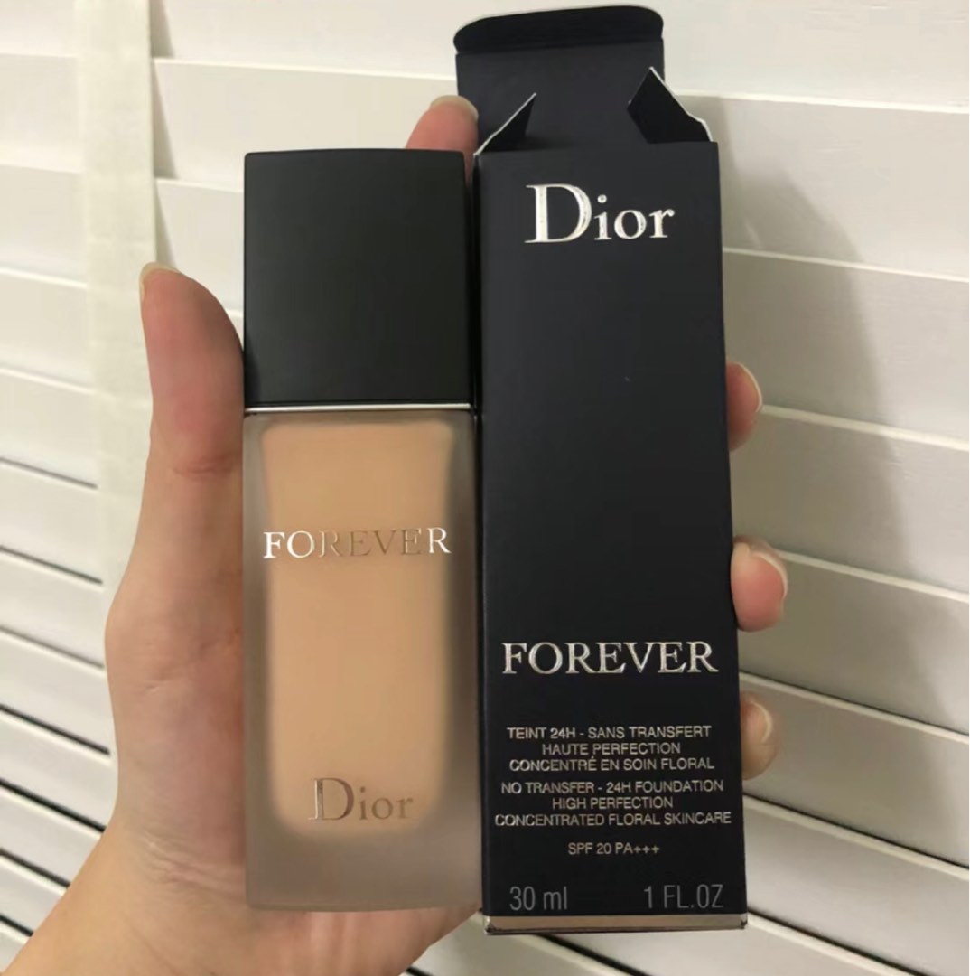 Dior Foundation SPF 20 PA BRAND NEW 100 ORIGINAL Beauty