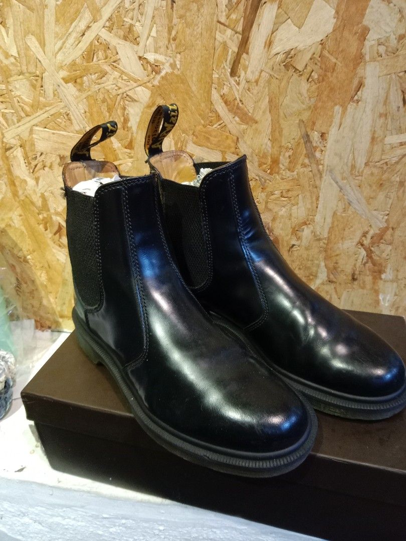 Dr martens chelsea sale kensington