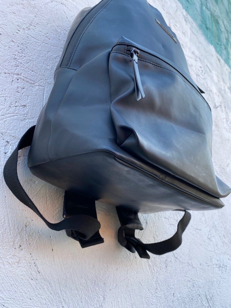 Fear Of God Essentials Waterproof Backpack, Men'S Fashion, Bags, Backpacks  On Carousell