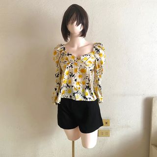 (Category: ) located in . Submitted by junique.ph (Listing ID 1250101824, Image 1). Description: .