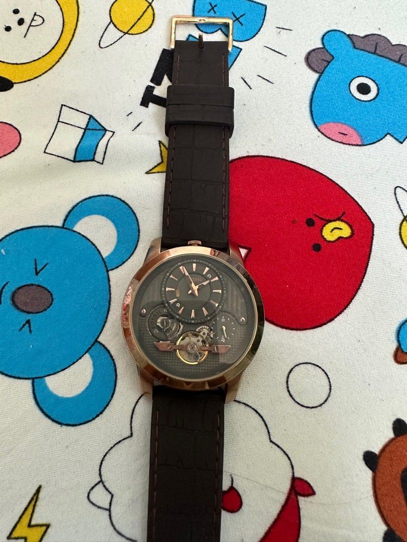 Fossil (Category: Men's Watches) located in Caloocan City. Submitted by stanivers30 (Listing ID 1250047168, Image 3). Description: Orginal Fossil Model : ME-1114 Price: 9000 Mop: gcash or bank transfer Shipping: lalamove grab or lbc ( buyer cost ) Meetup: as of now no meet up due of work schedule Rfs: bawas gamit .