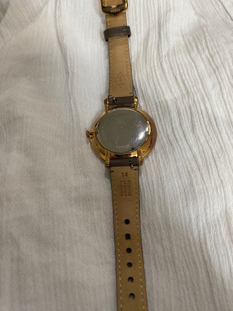 Fossil women watch , changeable straps, Women's Fashion, Watches & Accessories, Watches on Carousell