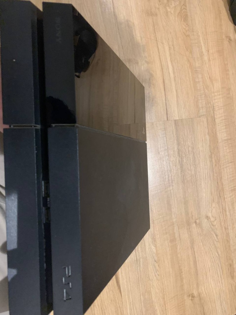 Generation1 PS4 Console (W/ Games + Power Cable) (No controllers) on ...