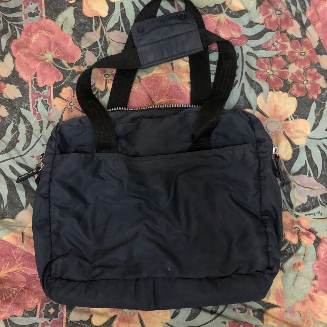 Guess Laptop Bag on Carousell