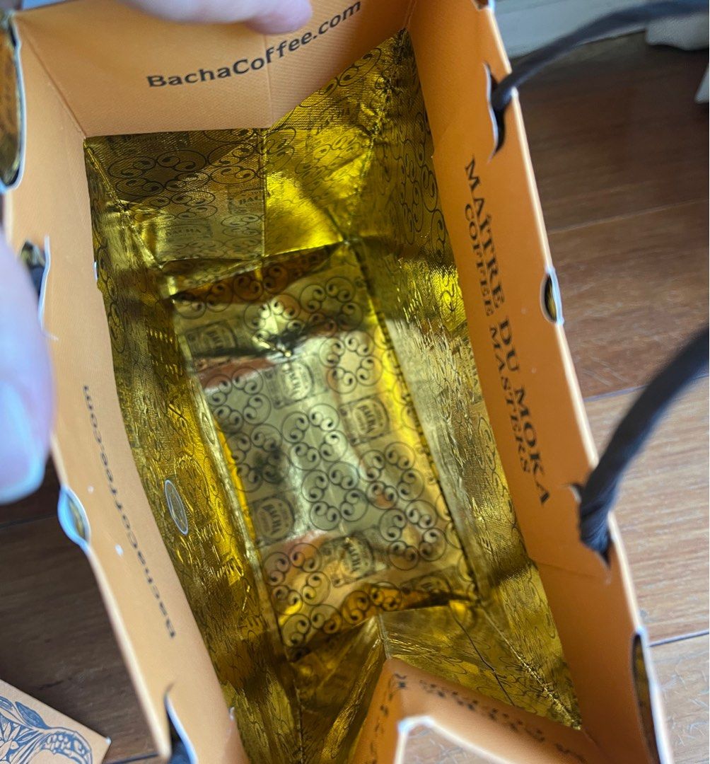 Bacha Coffee paper bag (Category: Tote Bags) located in Manila. Submitted by chinchinshaven (Listing ID 1250015867, Image 3). Description: 5 pcs available (1 sold) Dimension: Width 19.25cm Height 24cm Depth 10cm.