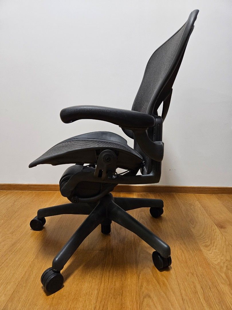 New aeron sales lite