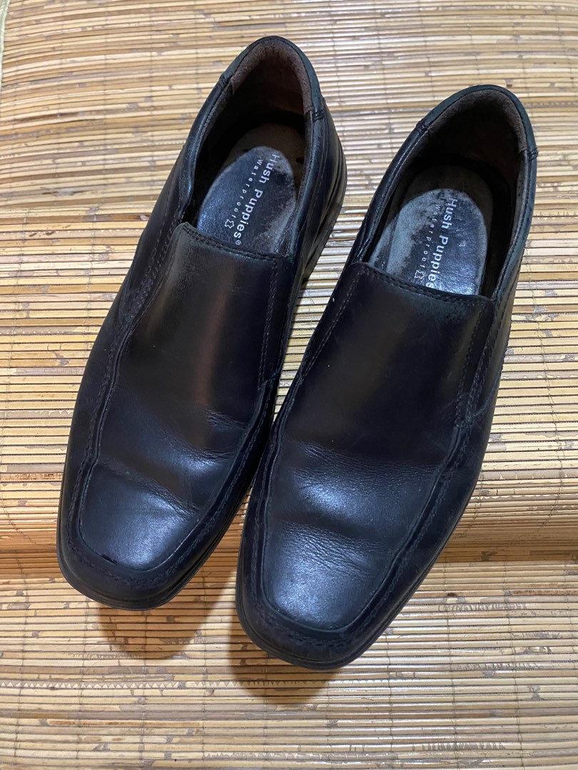 Hush Puppies Waterproof, Fesyen Pria, Sepatu , Sepatu Formal di Carousell